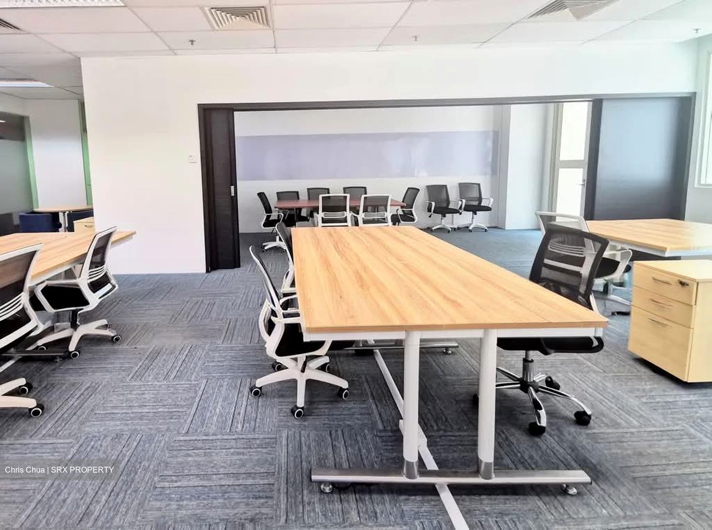 Burlington Square (D7), Office #554413401